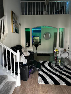 Lavish 1BR Loft in Buckhead